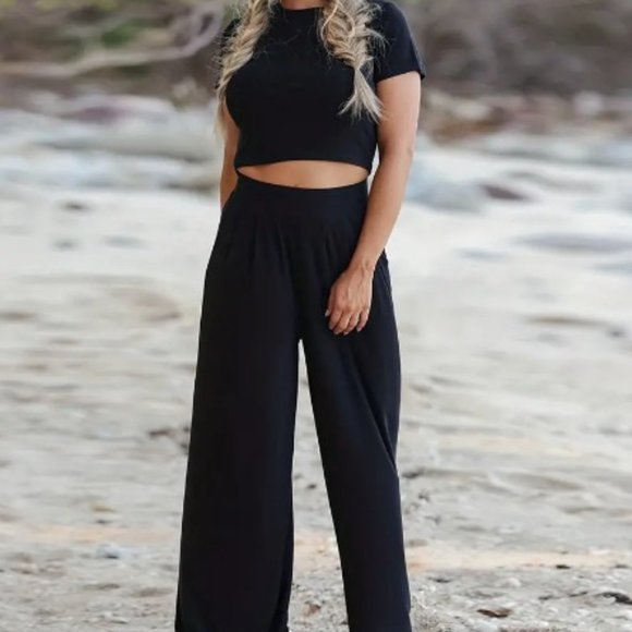 Casual Two piece Matching Short Sleeve T-Shirt & Wide Leg Pants - Picture 3 of 3